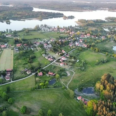 Mazurska Przystan Wygryny Holiday home *